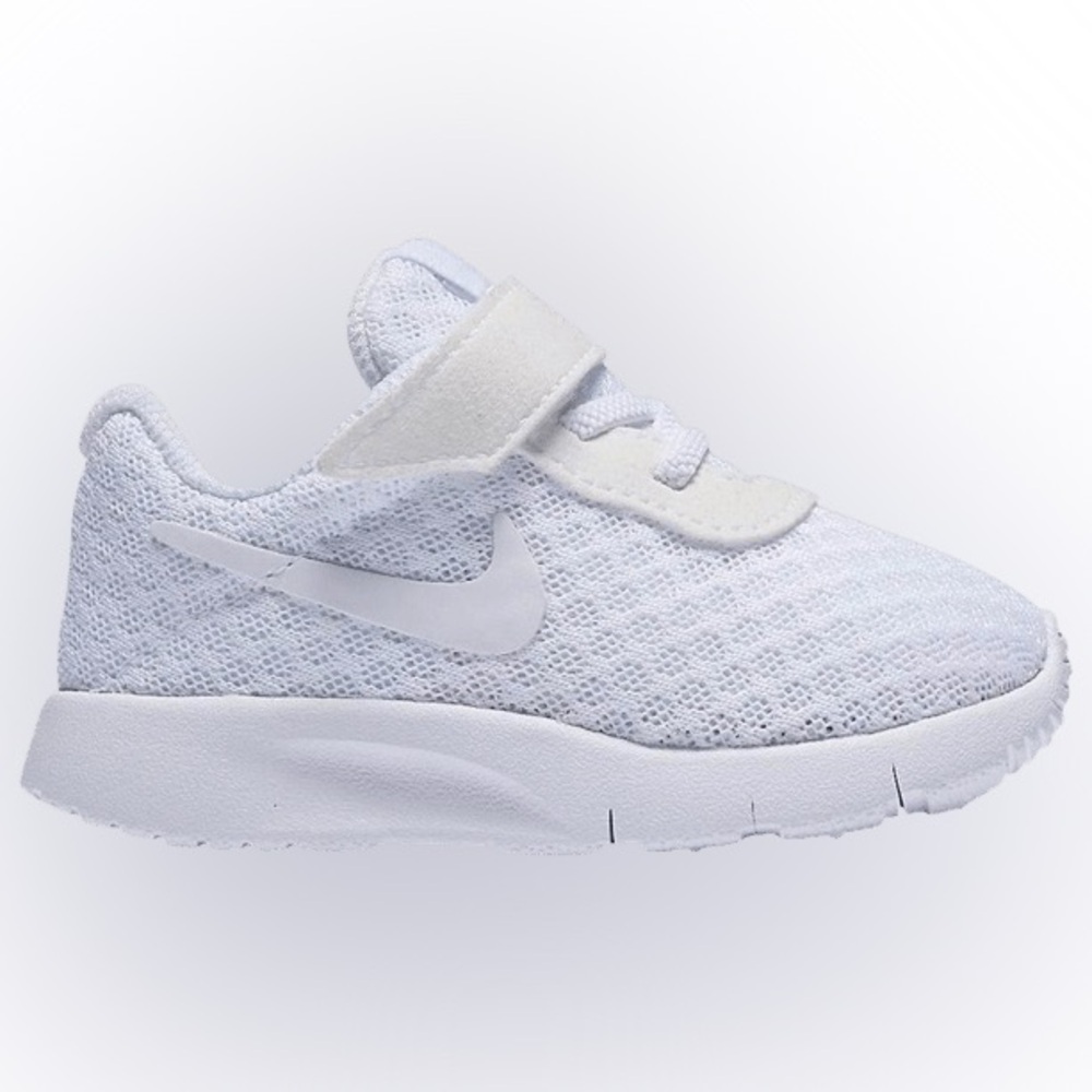 Nike Tanjun Girls Infant| Toddler Sports Trainers | Size 8C